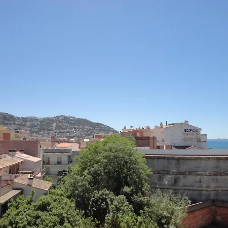 Rnet - Lluis Companys Apartment *
